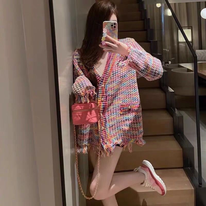 New Arrivals สินค้านำเข้า Rainbow knitting Cardigan สไตล์เกาหลีน้องสีสันสดใส จะใส่คลุมหรือใส่เดี๋ยวก็คิ้ว