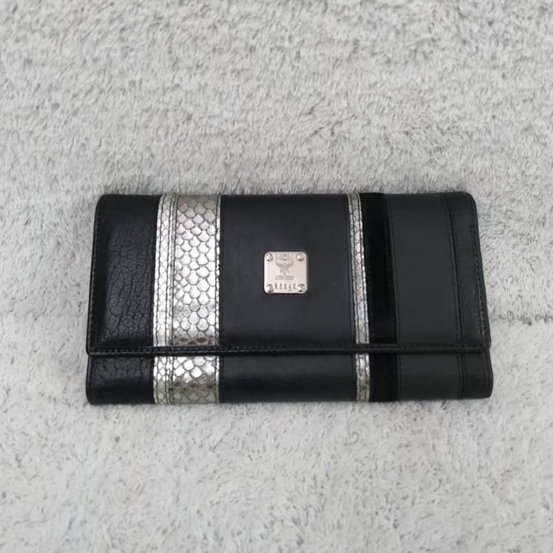 MCM แท้💯 Long Wallet