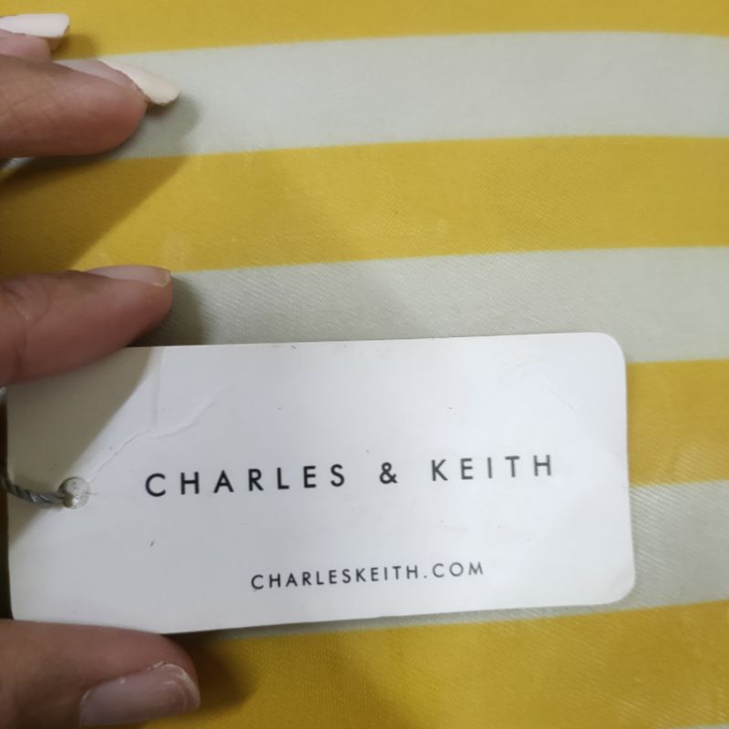 กระเป๋าเป้ Charles &amp; Keith แท้ 💯