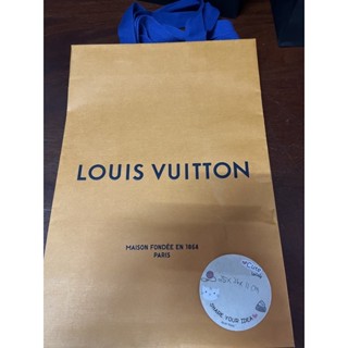 ถุงกระดาษหลุยส์แท้100% Louis vuitton box ( มือสอง) ของแท้พร้อมส่ง สภาพดีมาก