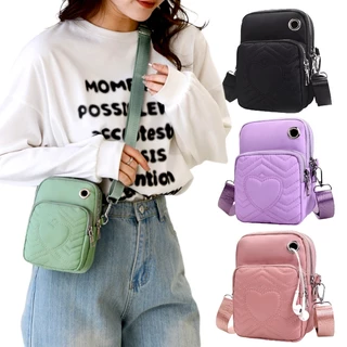 (w235)กระเป๋าสะพายข้าง แต่งซิปสีเงินสวยงาม ลายหัวใจน่ารัก vgetbag
