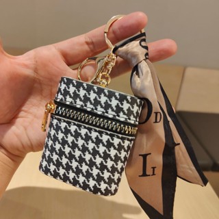 🎠🎡!!พร้อมส่ง!! พวงกุญแจ กระเป๋า LV กระติ๊บไฮโซหรูหรา งานพรีเมียม ทรงกระเป๋าถังย้อนยุคคลาสสิกพร้อมการตกแต่ง น่ารักไม่ไหว🎉