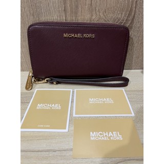 Michael kors long wallet used like new