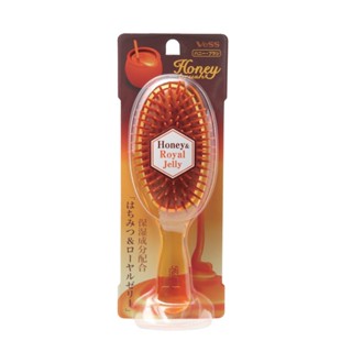 VESS HONEY POLY HAIR BRUSH 1 Pcs. / แปรงหวีผม ผสานความชุ่มชื้น จากน้ำผึ้ง และ นมผึ้ง