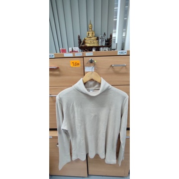 เสื้อ Fleece Heatech Uniqlo ผู้หญิง คอเต่า สีครีมน้ำตาล