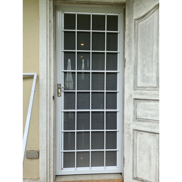 ประตูเหล็กดัดลายมินิมอล ✅ราคาถูก💥พร้อมมุ้งลวด✍️ (สั่งทำตามขนาดรายละเอียดทักแชท)