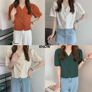 KNOW  W209เสื้อครอปแขนสั้น ดีเทลกระดุมผ่ากลางเนื้อผ้าใส่สบาย สีลูกกวาด 5colour