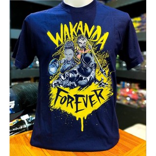 เสื้อยืดMarvel_ลิขสิทธิ์แท้ลายWakandaสีกรม(mvx-015)