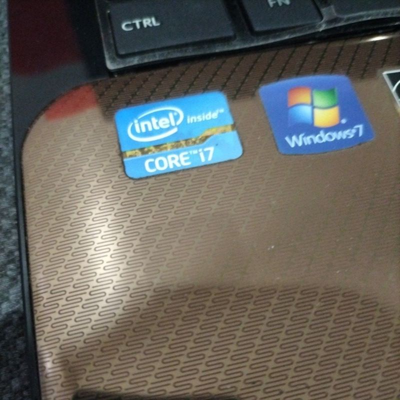 CPU : Intel Core i7-3612QM (2.10 GHz, 6 MB L3 Cache, up to 3.10 GHz) มือสอง