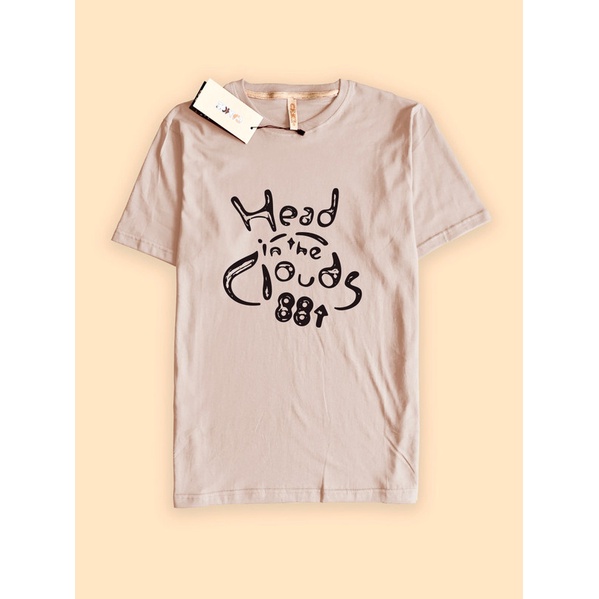 Kaos Tshirt 88 Rising Head ในเทศกาล Clouds