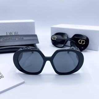 แว่นตา Dior R1U Glasses  งานออริ งานดีสุด  งานออรื🌈 มาพร้อมกล่องอุปกรณ์ตามรูป ถ่ายรูปจากสินค้าจริง