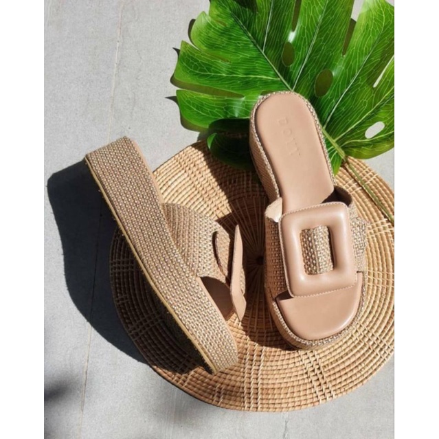 รองเท้าเสริมส้น  boyy หน้าเข็มขัด