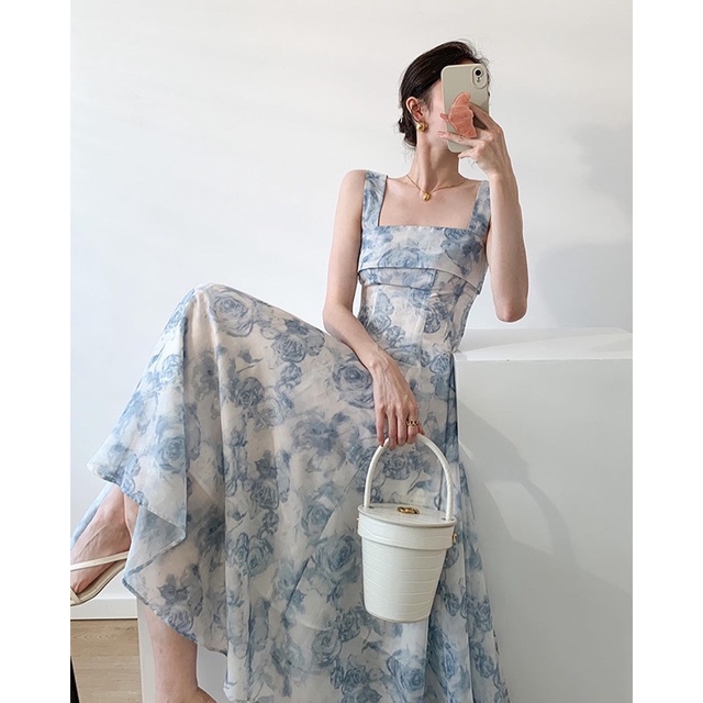 Mogwany พร้อมส่ง S,M Angela Dress เดรสยาว ลายดอกไม้สีฟ้า มีซับใน ซิปหลัง ใส่ไปงานได้ (พรี L,XL)