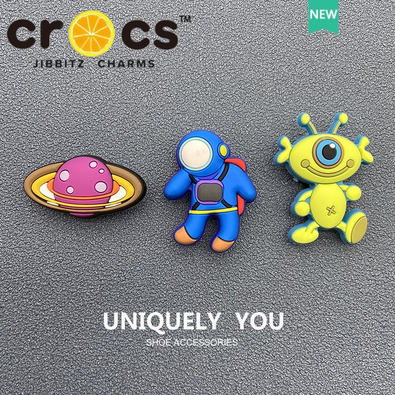jibbitz crocs charms แท้ ตัวติดรองเท้า   Space Astronaut Series จี้รูปดอกไม้ สําหรับตกแต่งรองเท้า crocs DIY