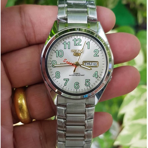 SIERO นาฬิกาข้อมือผู้ชาย สายสแตนเลส สีเงิน/หน้าเงินเลข รุ่น SR-M015
