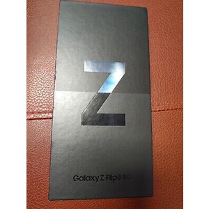 Samsung Galaxy Z Flip3 5G 128GB Phantom Black (Verizon) SM-F711UZKV Z Flip 3
