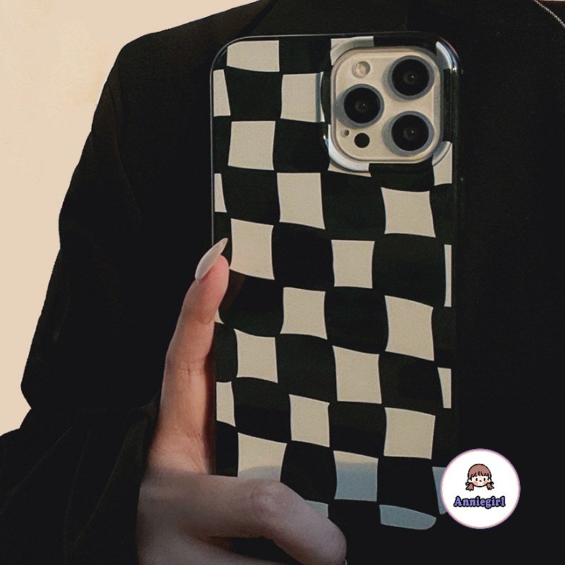เคสไอโฟน11 13 INS หมากรุก โทรศัพท์มันวาว สําหรับ IPhone 11 12 13 14 15 Pro Max Xs Xr 7 8Plus นิ่ม ปิดด้านหลัง กันกระแทก