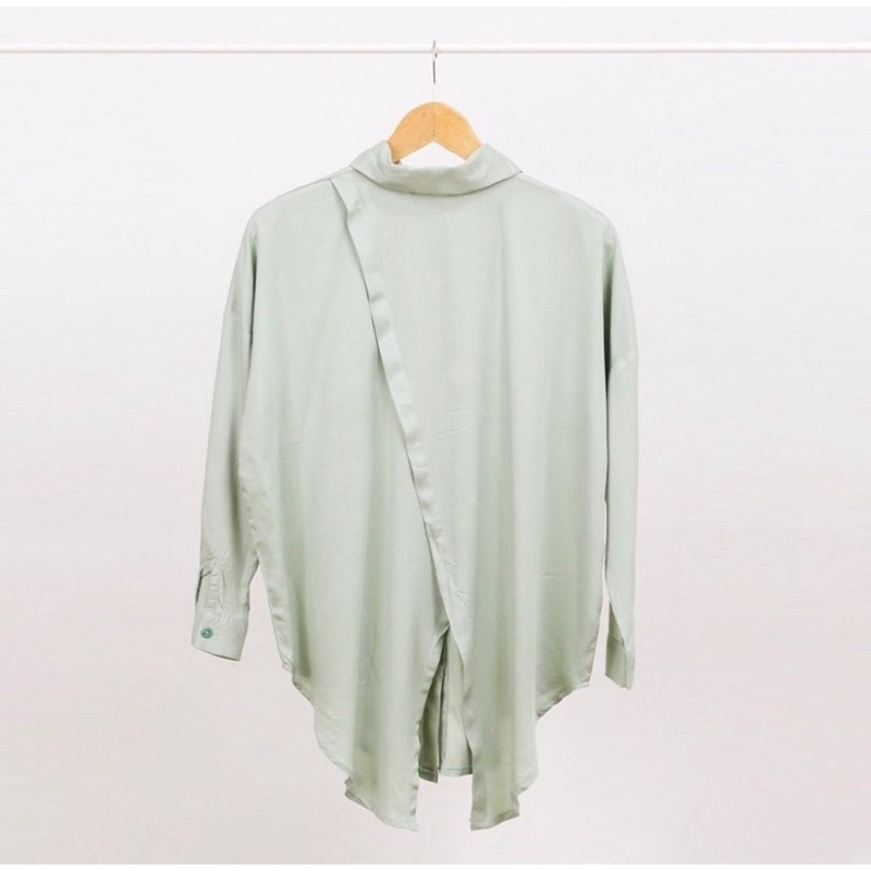 เสื้อ Evelyn********