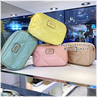 LYN กระเป๋าสะพายข้าง LYN รุ่น Oliva Crossbody Bag :   LL22WBF242 แท้จากชอป พร้อมอุปกรณ์