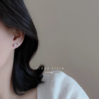 ต่างหูสตั๊ด เงิน S925 จี้รูปกลีบดอกไม้ ประดับคริสตัล เรียบง่าย เครื่องประดับ สําหรับผู้หญิง