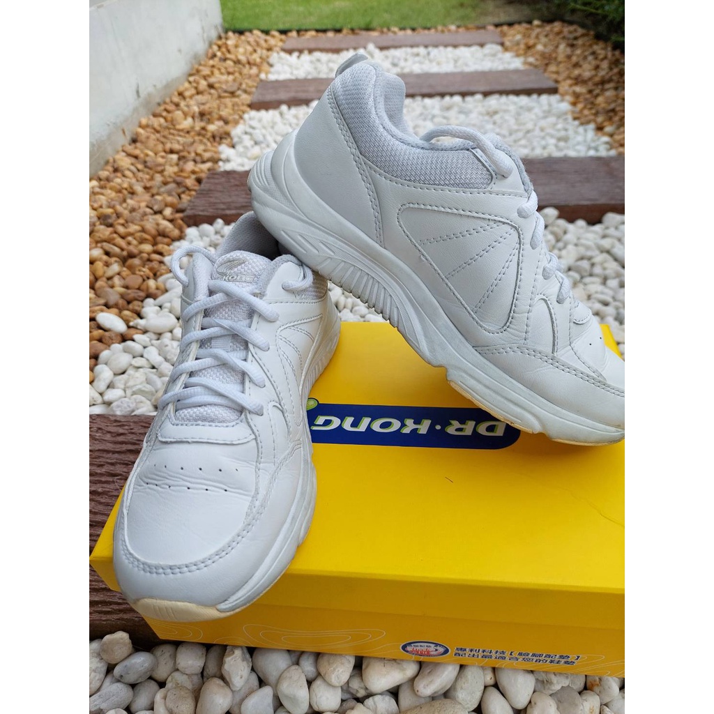 Dr.Kong รองเท้าสุขภาพ รองเท้าพละนักเรียน  มือ 2 สภาพ 99%