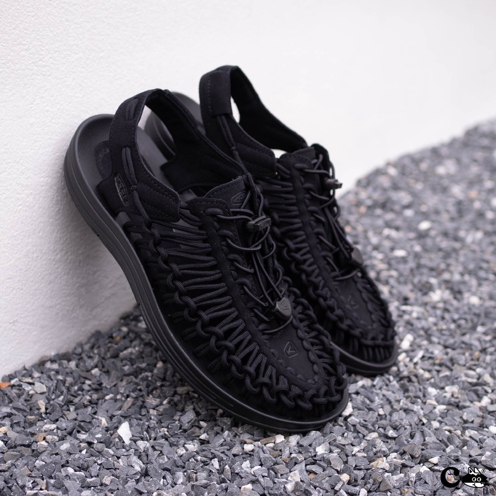 [ลด 20% โค้ด 20XTRA1000] KEEN UNEEK 'BLACK/BLACK'