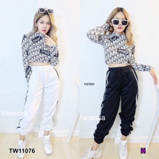 👗Pfashion [ส่งไว!!🚛] P11076 Set เสื้อแขนยาวลายแบนด์ + กางเกงวอร์มขายาว Set: long sleeve shirt + long pants