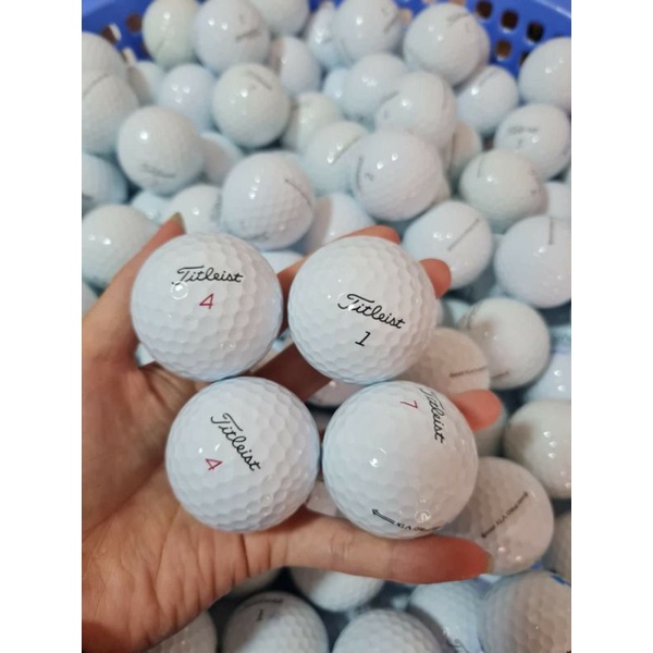 Titleist pro v1, pro v1x Golf Ball - ลูกบอลสวย ภาพถ่ายจริง