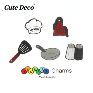 CROCS 【Cute Deco】ผ้ากันเปื้อนเรซิ่น ลายการ์ตูนน่ารัก (5 แบบ) สีเทา สีดํา และสีขาว สําหรับรองเท้า