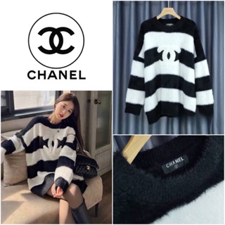 เสื้อสเวตเตอร์แขนยาว Chanel Sweater ทอลายโลโก้