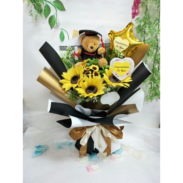 Graduation flower bouquet