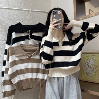 [พร้อมส่ง] เสื้อกันหนาว คอปกโปโล แขนยาว ผ้าถัก ลายทาง ทรงหลวม ขนาดเล็ก เหมาะกับฤดูใบไม้ผลิ และฤดูใบไม้ร่วง สําหรับผู้หญิง