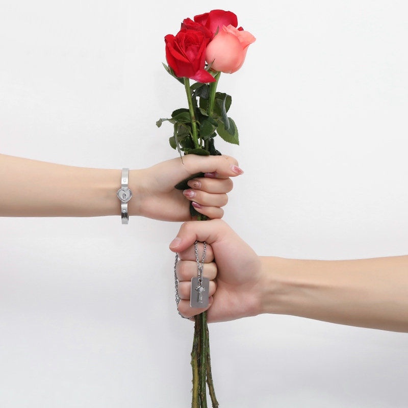 ชุดเครื่องประดับ กําไลข้อมือ สร้อยคอ จี้กุญแจ สเตนเลส รูปหัวใจ ล็อก ของขวัญวันวาเลนไทน์ 78 ชิ้น