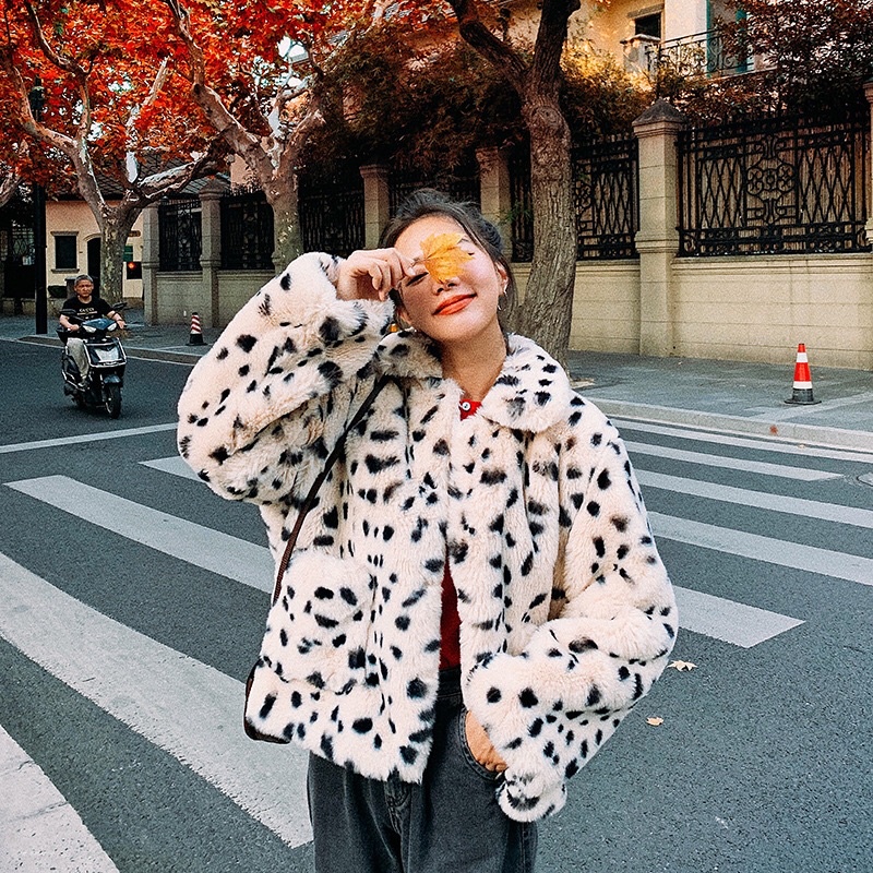 ส่งไทย /ส่งด่วน  | เสื้อโค้ทขนเฟอร์ลายเสือ oversize เฟอร์นุ่มและอุ่นมากค่ะ