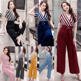 8575♥️ Jumpsuit จั้มสูทคอวีไขว้แขนสั้น ด้านบนตัดเย็บด้วยผ้าโฟร์เวย์ แต่งลายริ้ว