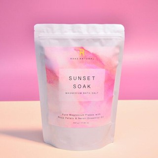 Raks Natural Sunset Magnesium Bath Flakes with Rose Petals and Basil &amp; Neroli Oils เกลือแช่ตัว เกลือสปา เกลือแมกนีเซียม