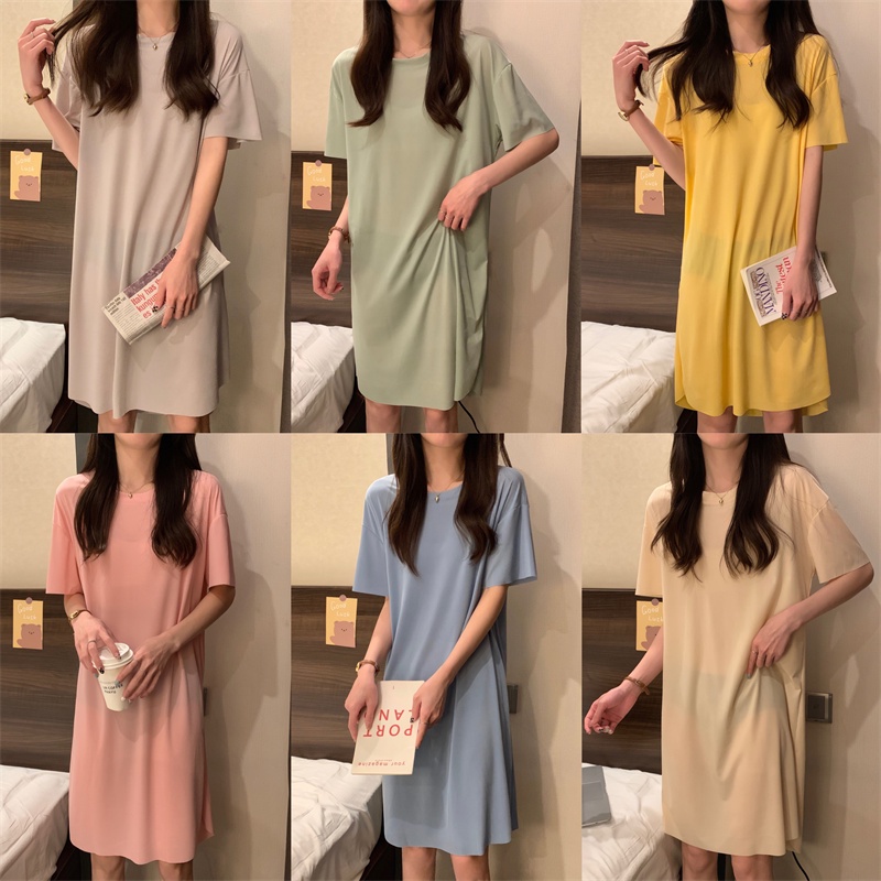 ชุดนอนสตรี กระโปรงผู้หญิง Ice silk ขนาดเดียว ฤดูร้อนกลางยาวชุดลำลองขี้เกียจที่บ้านสามารถสวมใส่นอกผู้หญิ