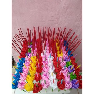 ธูปเทียนลอยกระทง 50ชุด=100ดอกกุหลาบ ธูปสั้นคละสี