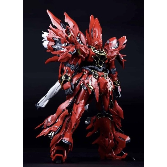 ของเล่นโมเดล MG 1 / 100 Sinanju OVA Gundam Bandai พร้อม Takumi Studio Armor