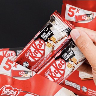 คิทแคท ดาร์คคุกกี้ kitkat dark cookies(ซอง)