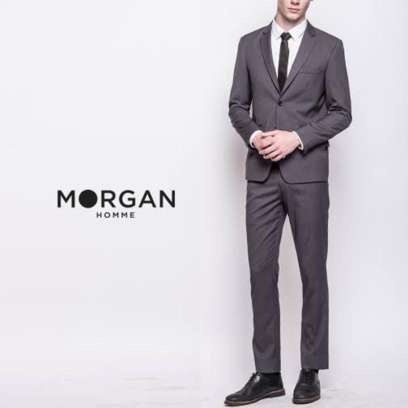 สูทสีเทาทรงบอส Suite Morgan Homme Le Suit จาก 6,800.- สูทชายเข้าชุด ของแท้มือสองสภาพ 100%  เทา กรม เ