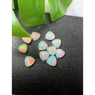 Lab opal Trillion 7x7mm 2 pieces