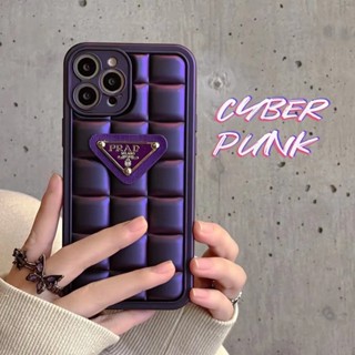 เคสโทรศัพท์มือถือ ทรงสี่เหลี่ยม ลาย Prada สีม่วง สําหรับ Iphone 14proamx 12 pro max 11 pro max xs max xr x 13proamx plus