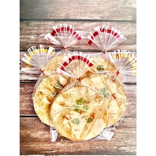 ขนมข้าวตัง (หรือข้าวตังเสวยแม่ณี) ทำจากข้าวหอมมะลิ100%