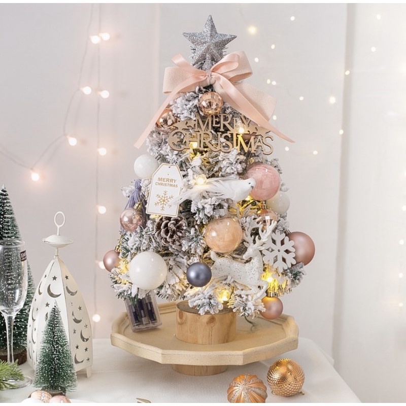 ต้นคริสมาสต์ #คริสมาสต์ #christmas พร้อมของประดับตามรูปเลย น่ารักมากมาก สูง 45cm ซื้อไว้รอคริสมาสต์เลย