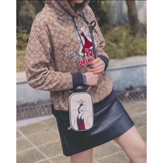 NEW COACH Disney X Coach Eva Phone Crossbody With Cruella Motif