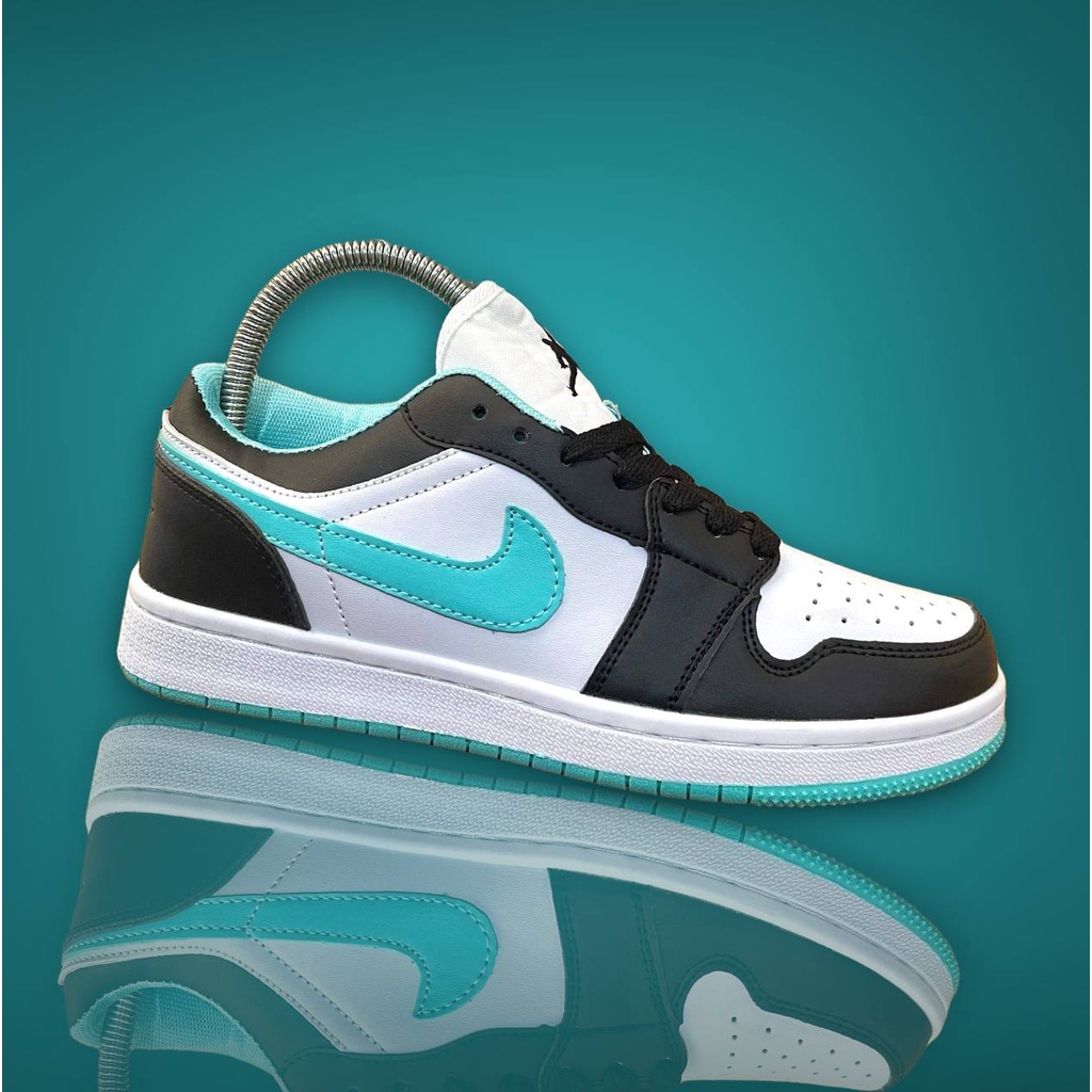 อันดับหนึ่ง 94+ ภาพพื้นหลัง รองเท้าไนกี้จอร์แดนผู้หญิง สวยมาก