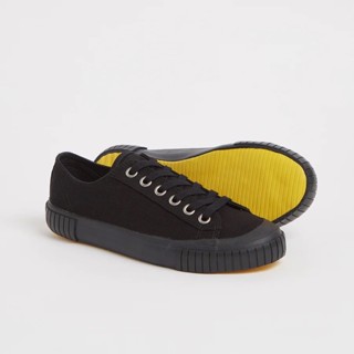 ส่งต่อ Mustard BUMPER COAL BLACK size38 Neww💫