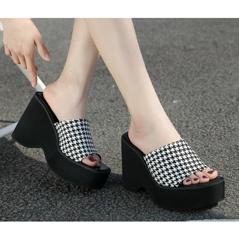 9P MOLDED FOAM CANE SLIPPERS คุณภาพสูง TYPE n1 QQ NN TT