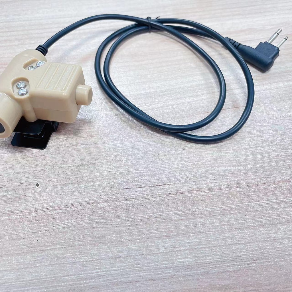 Z-Tactical U94 PTT Military Adapter PTT สําหรับวิทยุ Motorola 2 PIN GP68 CP150 GP88 สี (จากผิว)
